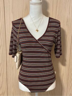 Volcom Bodysuit Women’s Medium Multicolor Stripe Top V Neck Half Sleeve Indie M